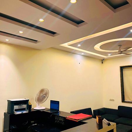 Hotel Aerocity Golden Close To New Delhi Airport Eksteriør billede