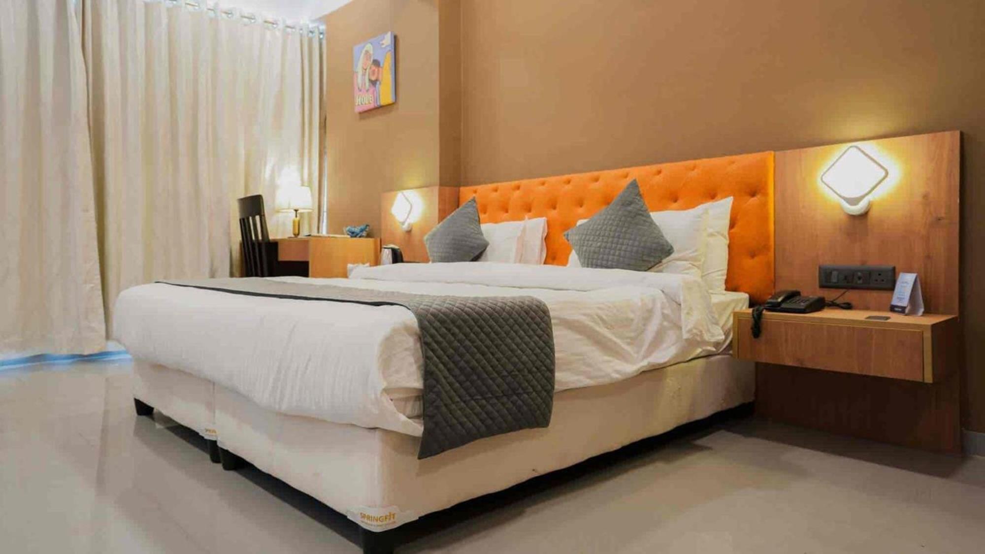 Hotel Aerocity Golden Close To New Delhi Airport Eksteriør billede