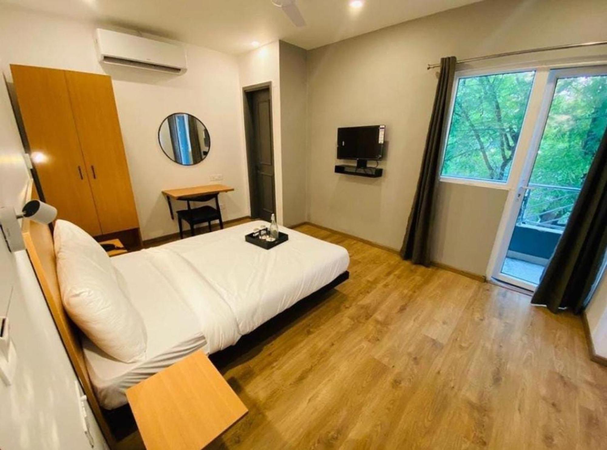 Hotel Aerocity Golden Close To New Delhi Airport Eksteriør billede